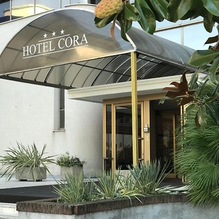 Hotel Cora Carate Brianza Ngoại thất bức ảnh