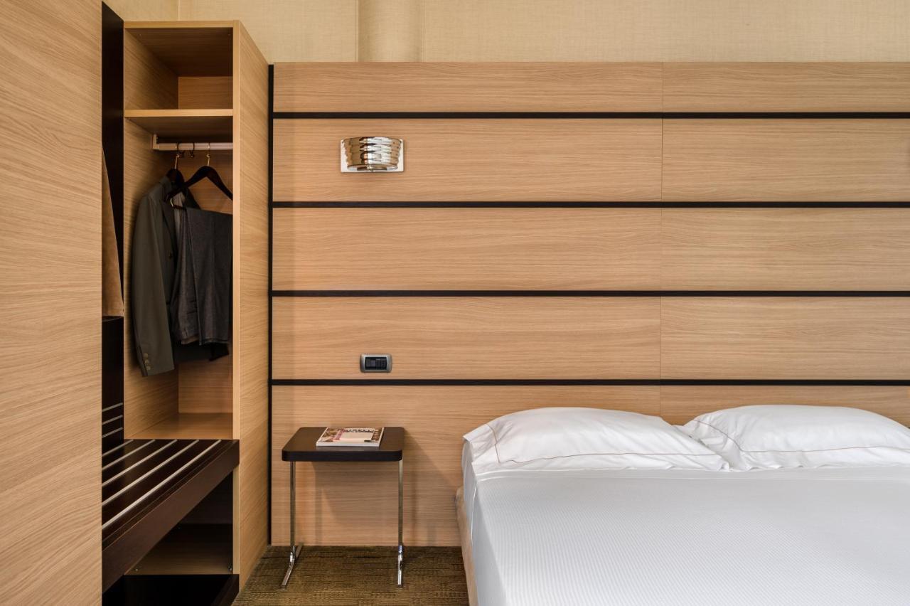 Hotel Cora Carate Brianza Ngoại thất bức ảnh