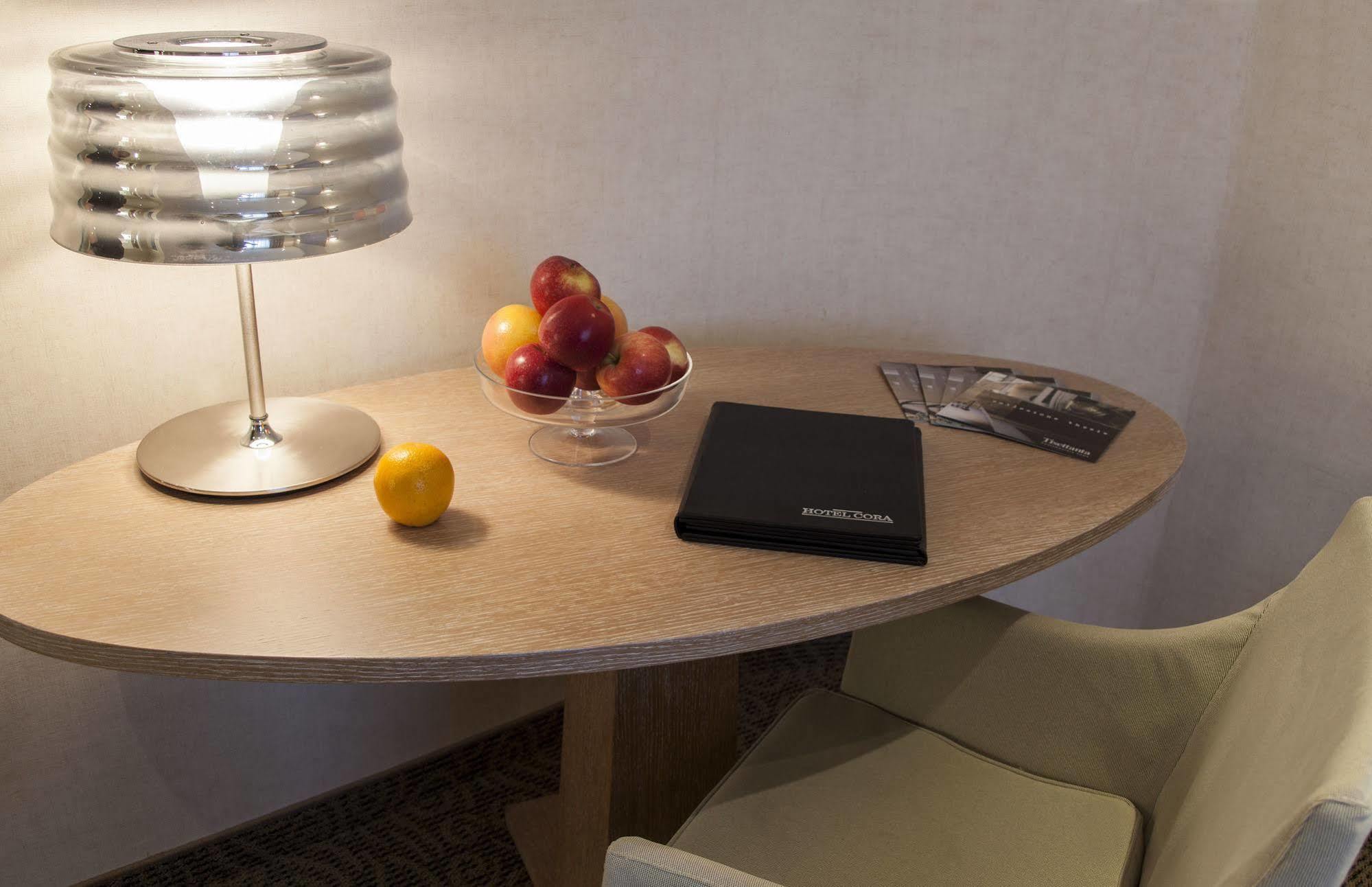 Hotel Cora Carate Brianza Ngoại thất bức ảnh